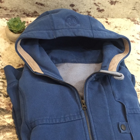 LULULEMON | Men’s West Coast Hoodie in Rugged Blue - Picture 10 of 15
